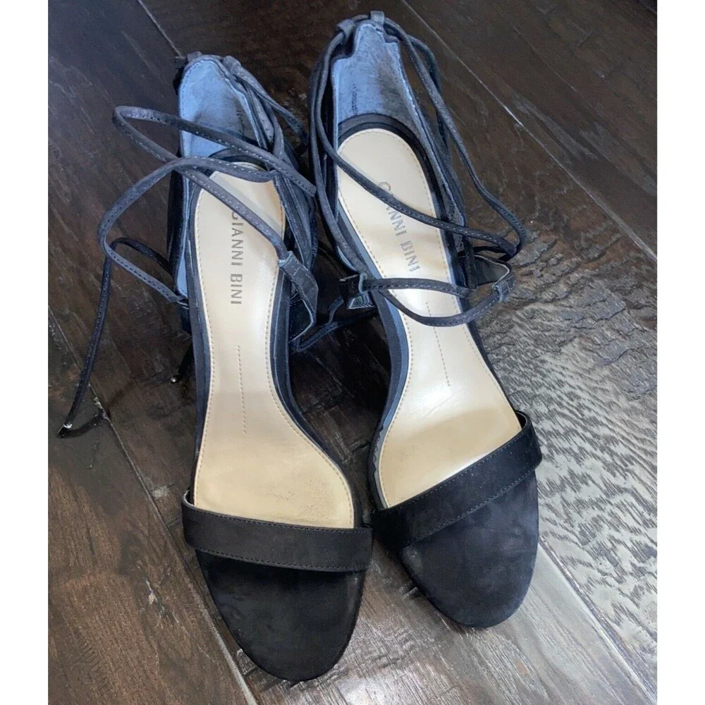 Gianni Bini Daymey Black Suede Heels Wrap Around Ankle Strap 9.5 M